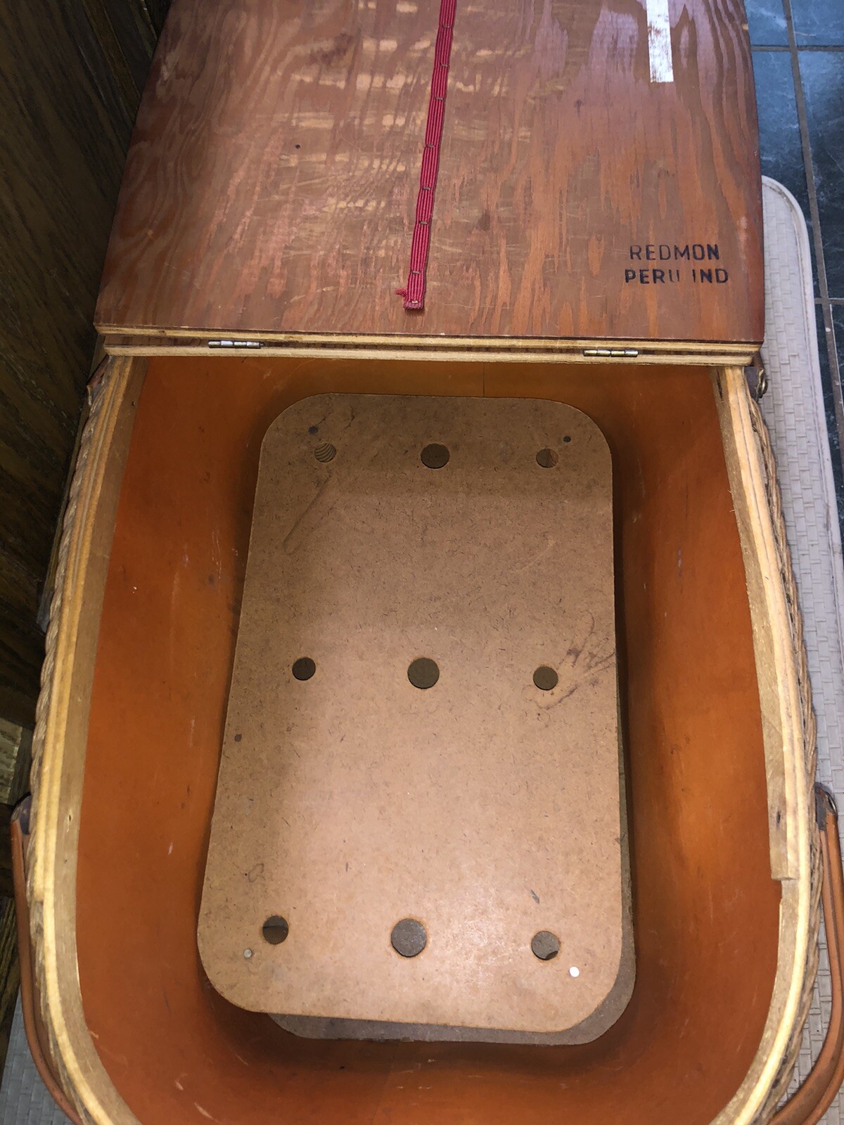 Redmon Picnic Baskets Peru Indiana Woven Camper Wood Metal Wicker 22