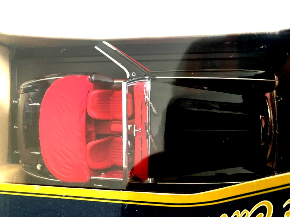 Kyosho 1:18 Die Cast Austin Healey 3000 Mk1 BLACK /RED BODY NUMBER 08141KR - Image 4 of 4