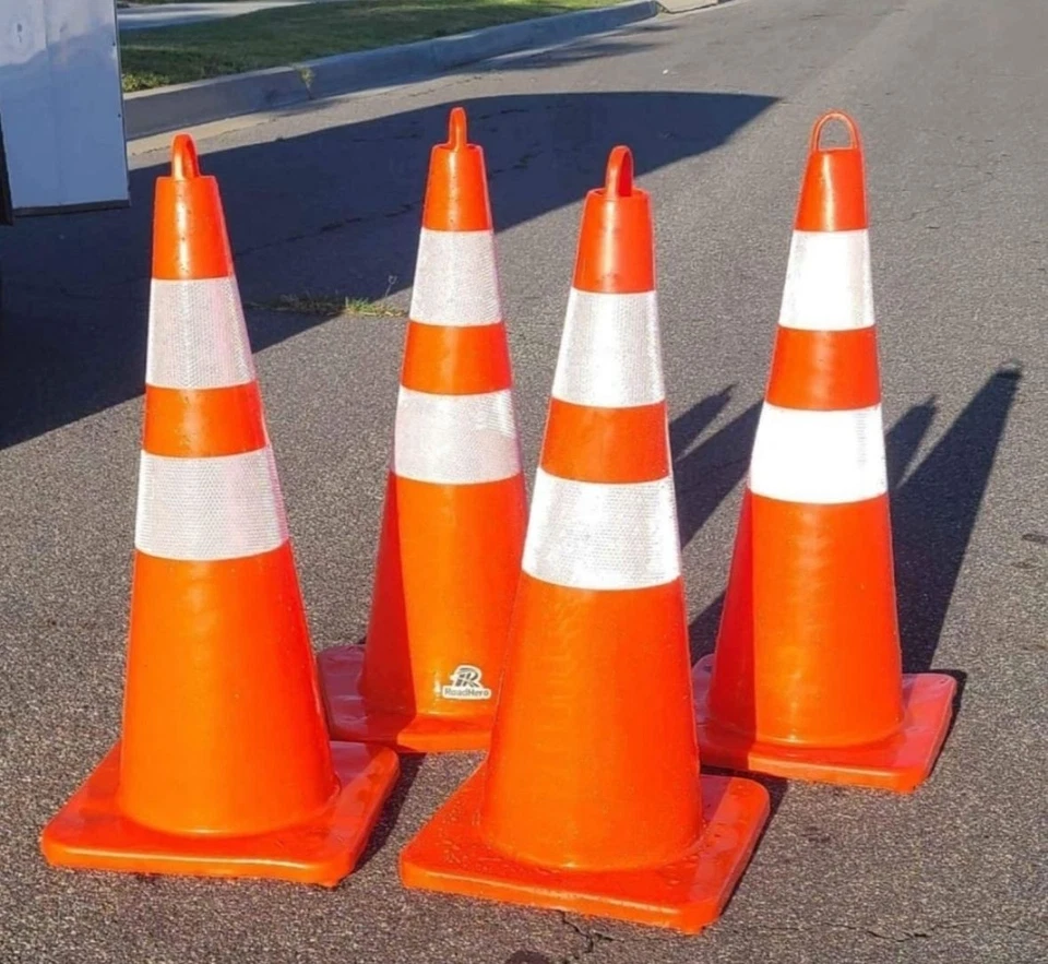 6 pack traffic cones security cones 28 inch - Image 3 of 3