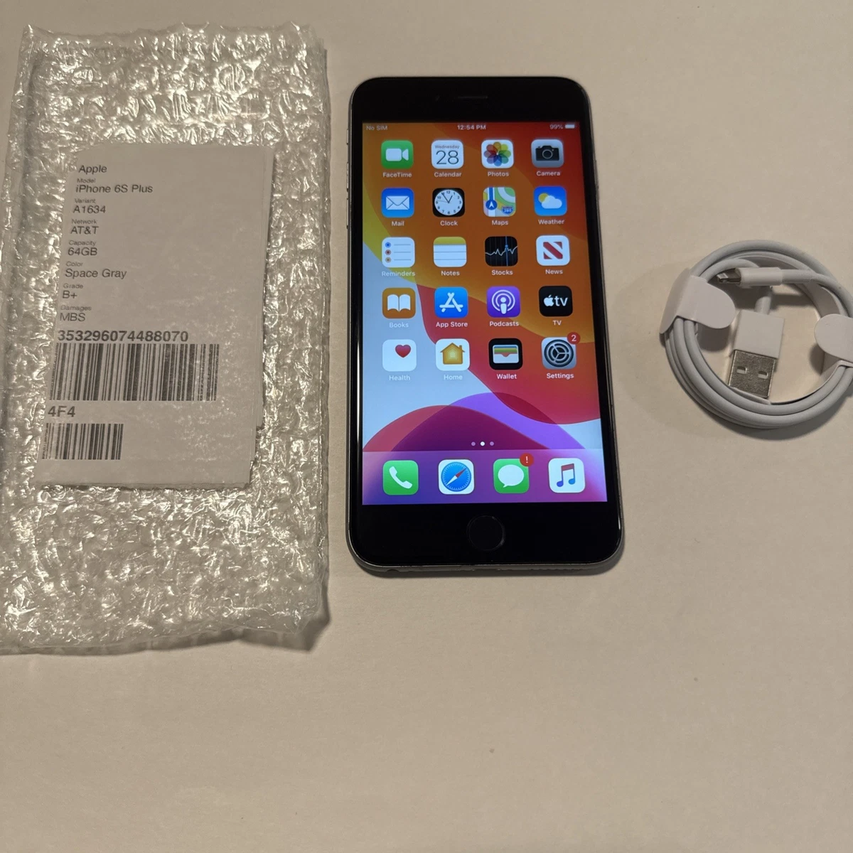 Apple iPhone 6 Space Gray 64 GB au iPhone 6s Plus Space Gray 64 GB 
