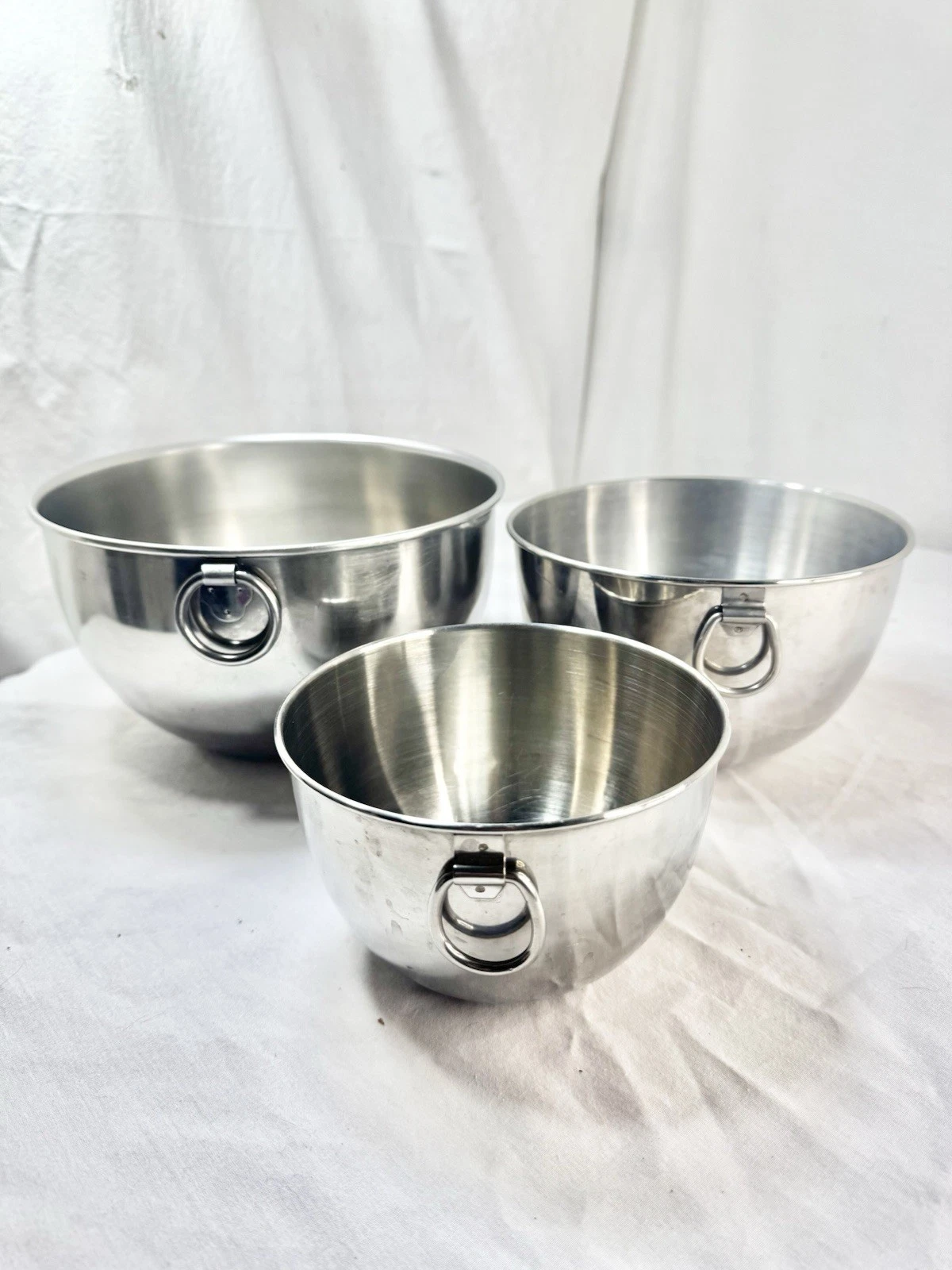3 Vtg Mixing Bowls Rings Stainless Large Kaylan 2 Unmark Nesting Thumb Handle FS