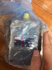 NEW ONE Rexroth R900961549 PGH2-2X/006RR07VU2 Gear Pump