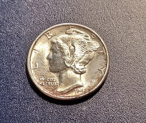 Gem BU 1945-D Mercury Dime