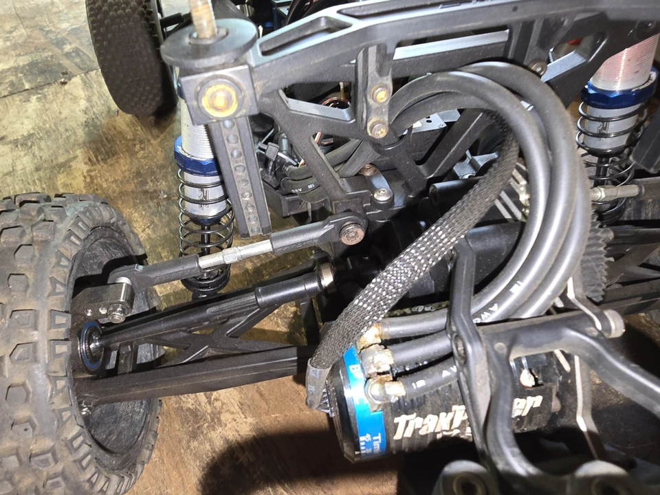 Pro-line Proline Pro Mt 2wd #4003-00 Artr Trak Pak Aluminum  - Image 4 of 4