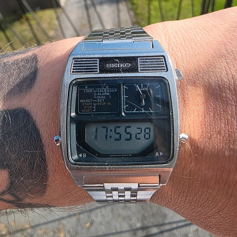 Vintage Seiko H239-5080 “Laughing Robotface” Ana-Digi Watch 1981