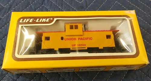 Caboose Union Pacific #25743 escala HO realista 8501 | Zustand: New
