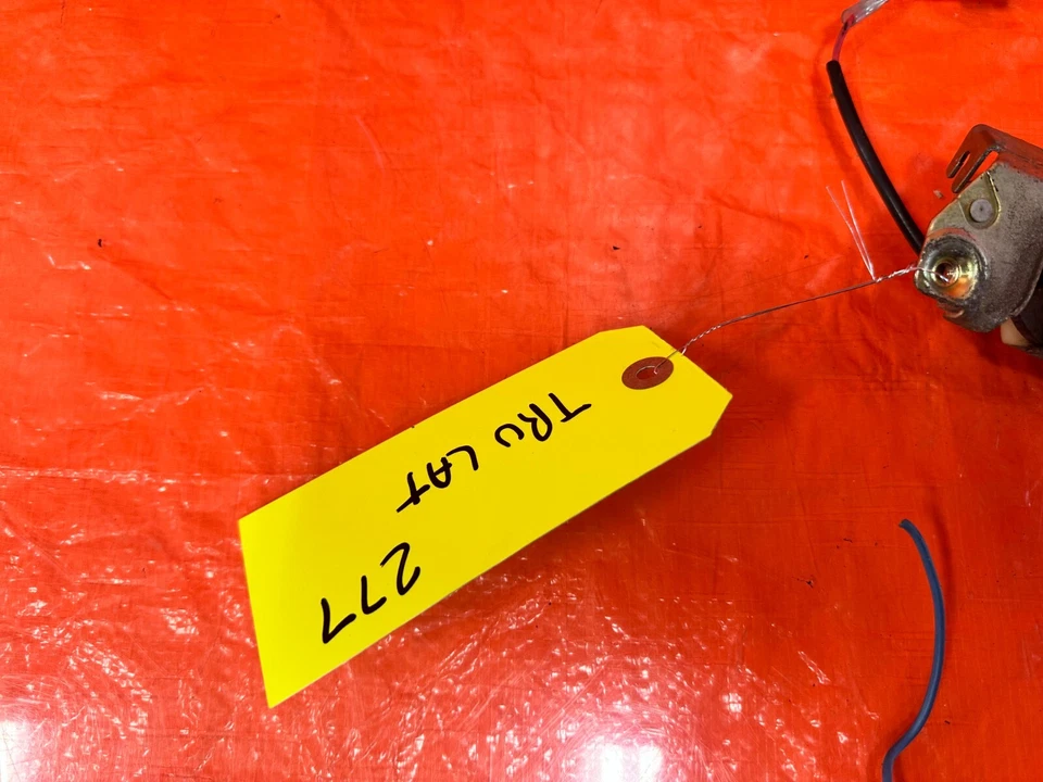 88-91 HONDA CRX - ACTUADOR DE BLOQUEO DE PESTILLO DE LA TAPA DEL MALETERO - FÁBRICA ORIGINAL #277 Foto 2 de 4