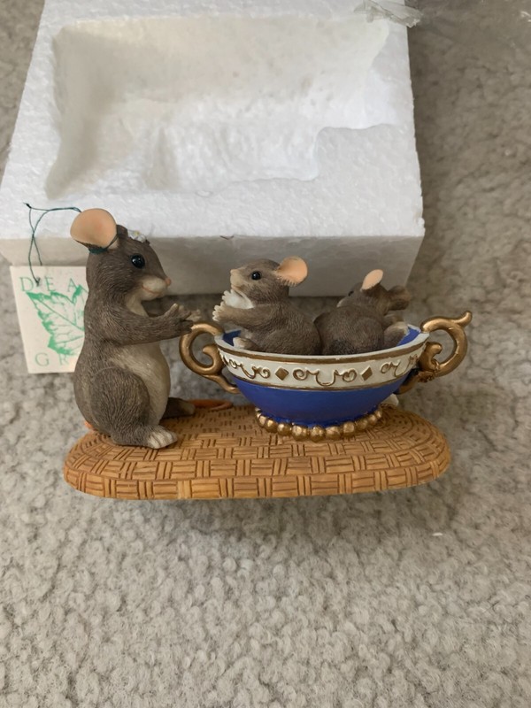 Dean Griff Charming Tails "Fragile, Handle With Care'" Figurine LE, Signed