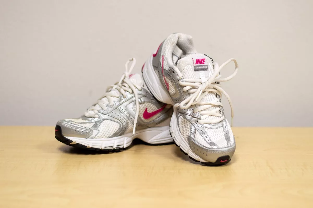 Nike Air 386511-101 Womens&#039; 2 US 6 Pink/White/Gray Training | eBay