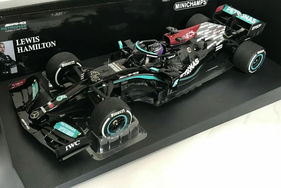 MODELLINO AUTO 1:18 MINICHAMPS F1 MERCEDES W12 HAMILTON WINNER BAHRAIN GP 2021 - Immagine 3 di 4