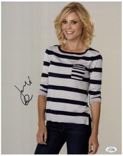 Julie Bowen Signed Autographed 11x14 Photo Modern Family Claire Dunphy ACOA