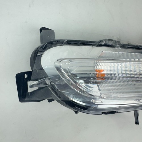OEM 2017 - 2021 Chevrolet Bolt EV Right Side Turn Signal Fog Light Lamp 42663534 - Bild 5 von 7