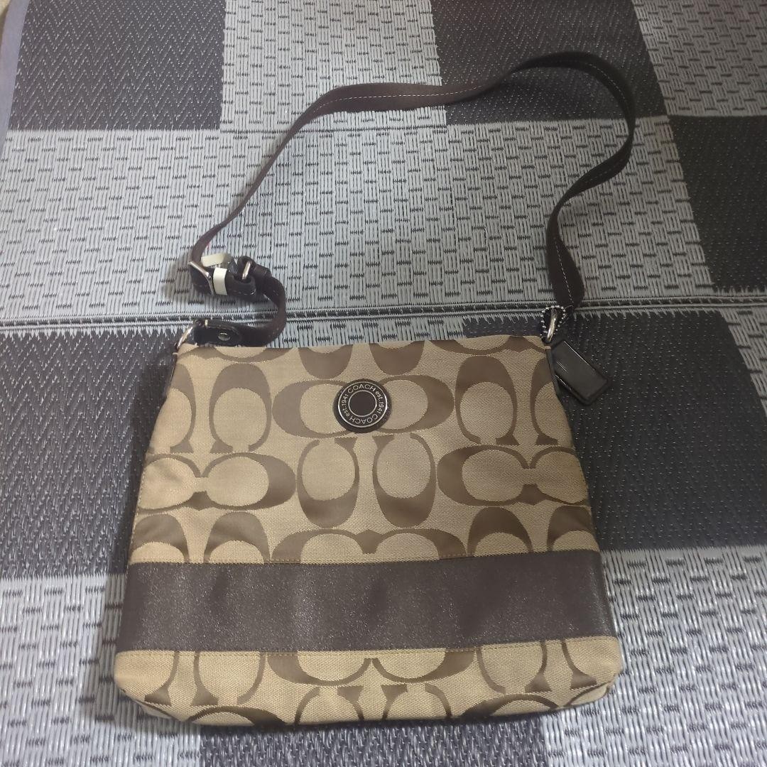 COACH Signature Pattern Shoulder Bag for Women  