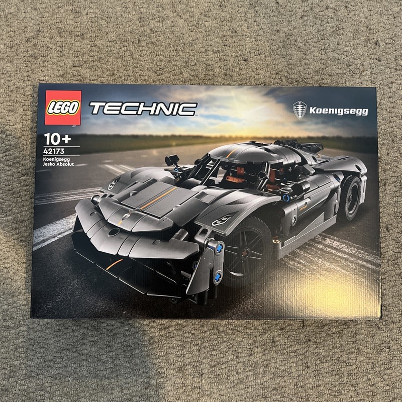 LEGO TECHNIC: Koenigsegg Jesko Absolut Grey Hypercar (42173) NEW SEALED