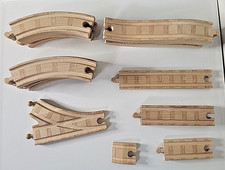 Thomas  Friends Wooden Railway Track 21 Piece Curves Risers  Straights