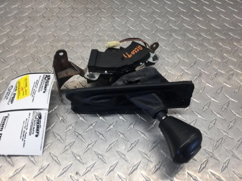 84-96 C4 CORVETTE AUTOMATIC TRANSMISSION SHIFTER ASSY OEM - Изображение 2 из 4