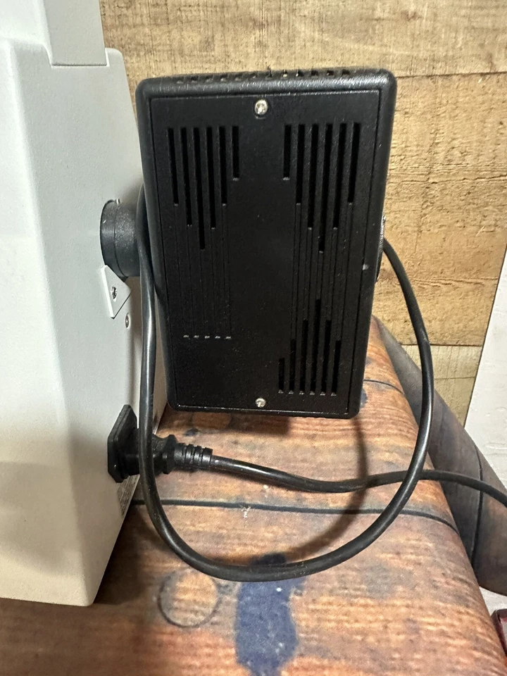 VWR VistaVision Inverted Fluorescence Microscope Untested For Parts Repairs - Image 3 of 4