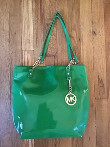 lime green purse
