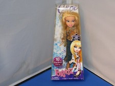 MGA Entertainment Bratz 10th Anniversary Cloe Doll Loose With Box