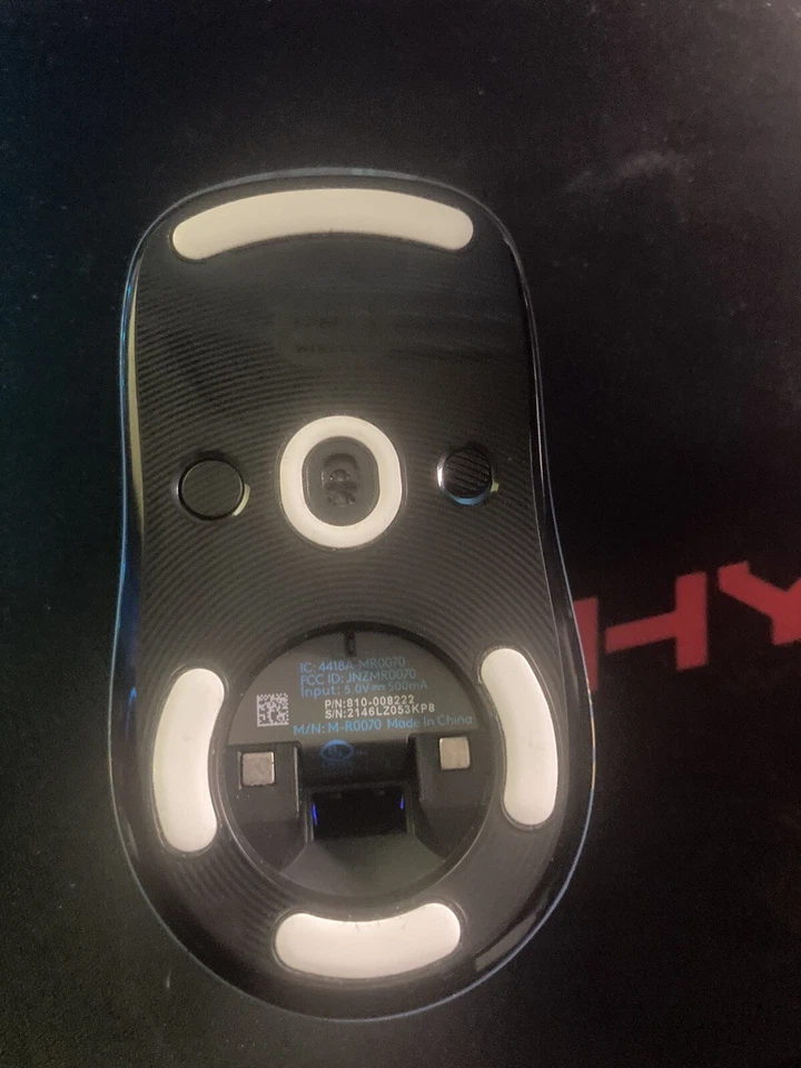 Mouse inalámbrico para juegos Logitech G Pro - Edición League of Legends Foto 2 de 4