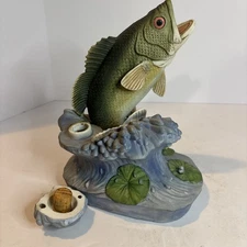 VINTAGE JIM BEAM LARGEMOUTH BASS CERAMIC DECANTER LIONSTONE WHISKEY 1982
