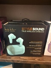 Nicole Miller New York Style Sound Bluetooth Wireless Earbuds, Touch Mic, Green