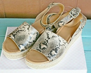 tan all terrain crocs