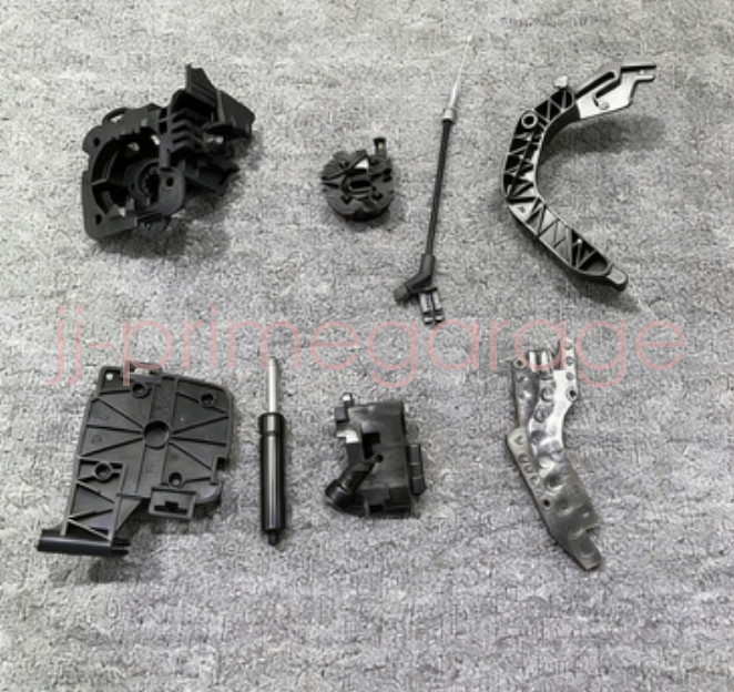 Rolls-Royce Dawn Emblem P/N 51137408986
