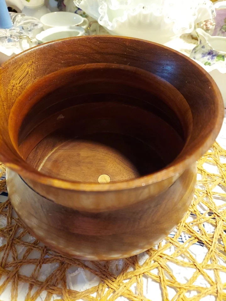 Mahogany Wooden Bowl/ Pot Beautiful - Image 3 of 4