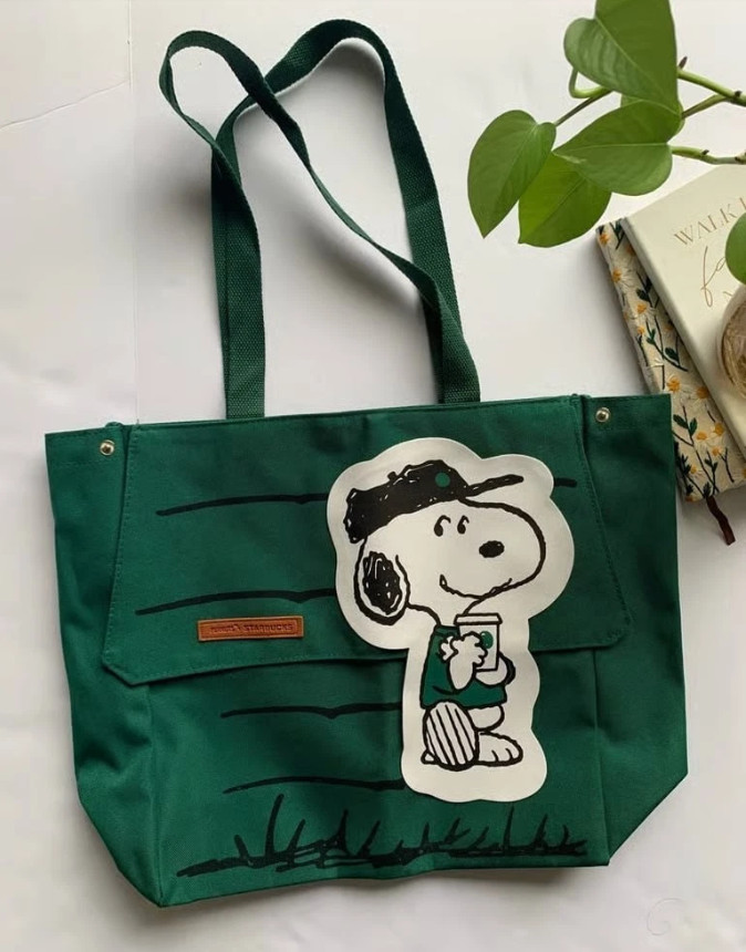 Snoopy 2026 Large Capacity Tote Bag Casual Travel Shoulder Bag Daily Gift New
