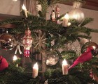 Zwei Packungen HELLUM Weihnachtsbaumbeleuchtung Lichterkette jew. 15 Kerzen