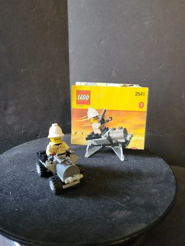 LEGO 2541 Egypt Adventurers Car Used 100% Complete w/ Original Minifig & Manual