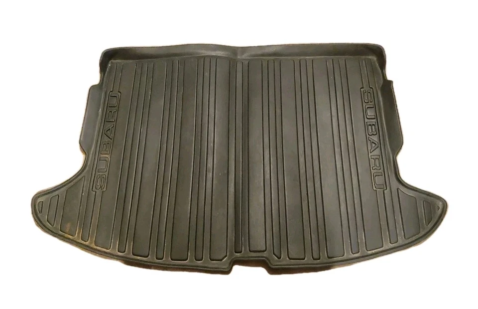 Оригинальный коврик-вкладыш для грузового лотка универсала Subaru Impreza WRX STi 2008-2014 годов выпуска J501SFG301JH - Изображение 2 из 2