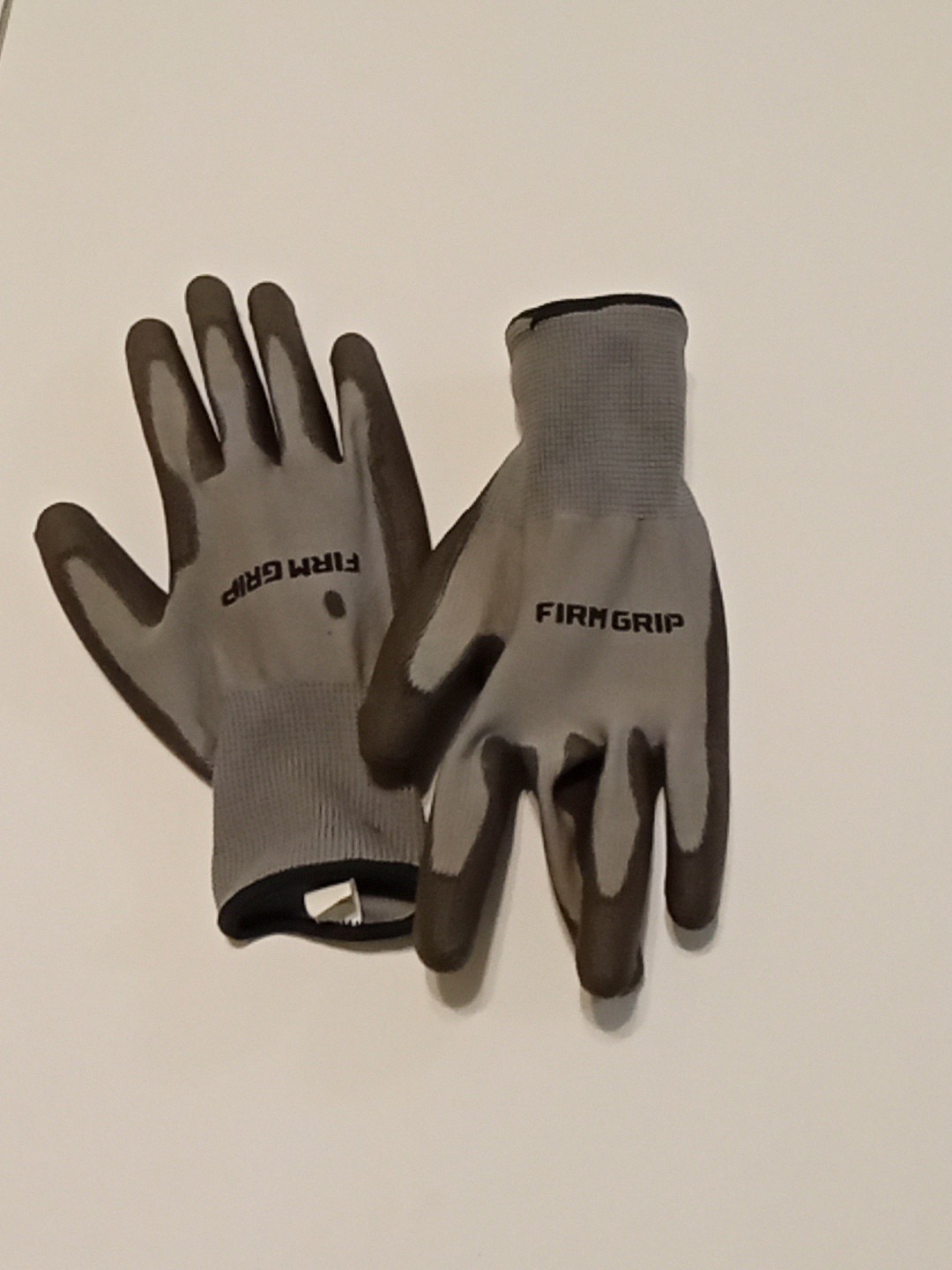 Firm Grip XL Gloves – Lightly Used Washed Polyester – No Latex