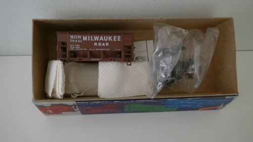 Coche de mineral de carretera Milwaukee Roundhouse escala HO MILW #75441 | Zustand: New