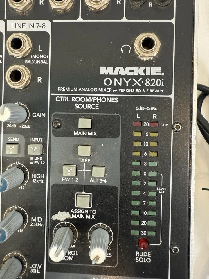 Mackie Onyx 820i Fire Wire Audio Mixer/Interface Great Condition Untested - Image 4 of 4