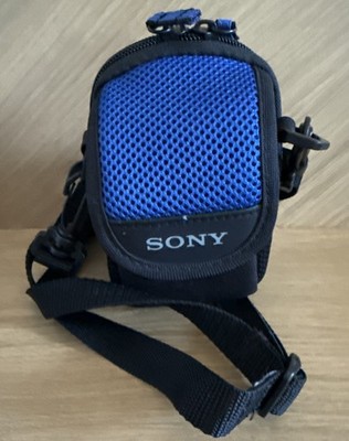 Sony Soft Carrying Case for Cyber-Shot DSC-W530/W570/HX9/W650/W620 etc (LCS-CFR)
