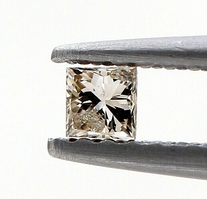 Natural Diamond 0.10ct Intense Yellow Sparkling Princess Brilliant Cut For Jewel - Image 3 of 4