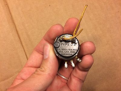 Vintage Allen Bradley 500k ohm Amp Potentiometer 1950s w