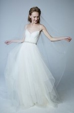 Vow’d Ivory Wedding Dress 2