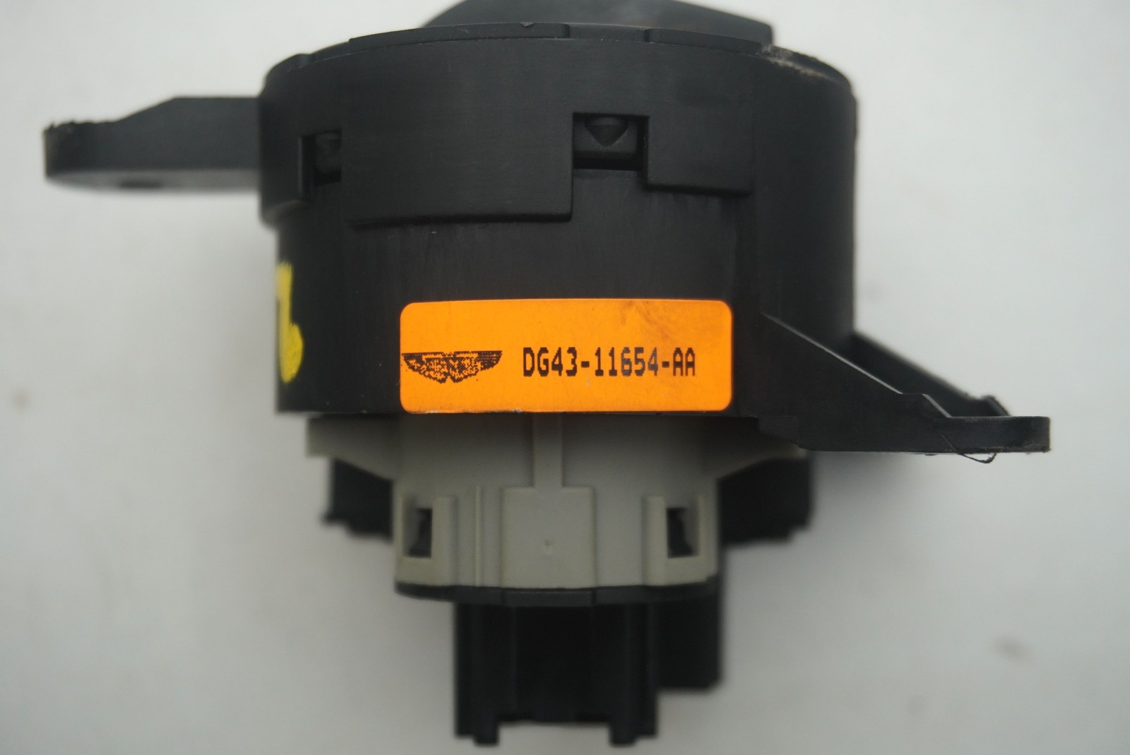Dash Headlight Headlamp Control Switch Knob DG43-11654-AA Aston Martin DB9 2013