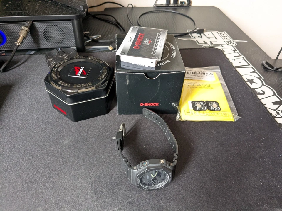 Casio G-Shock GA-2100-1A1, photo 2 of 5