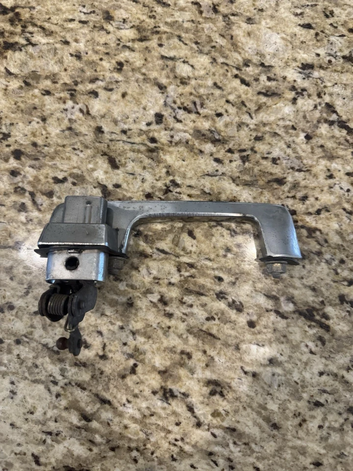 Conjunto de manijas de puerta exteriores Dodge Charger 1966-1967 OEM Foto 3 de 4