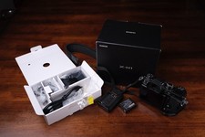Fujifilm X-H1 24.3MP Mirrorless Camera Body w/ Box and extra Fuji battery