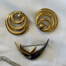 Crafting Jewelry Kit Re-Usable Items More Than 17 Pieces