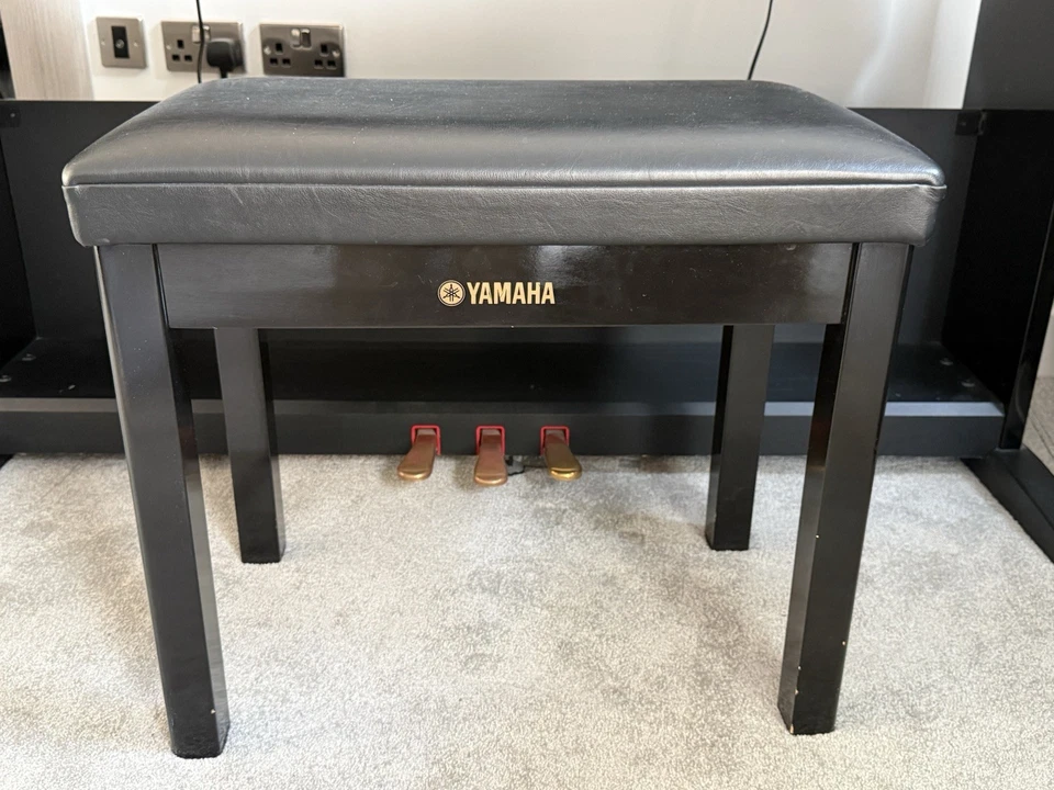 Yamaha Clavinova CVP-401 Polished Ebony Black Digital Piano 88-Key 3 Pedals, photo 4 of 5