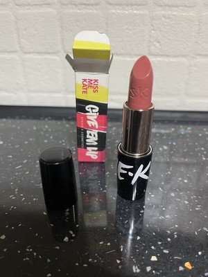 Stevie K Cosmetics Kiss Me Kate Lippenstift Give em Lip NEU Kylie MAC ähnlich