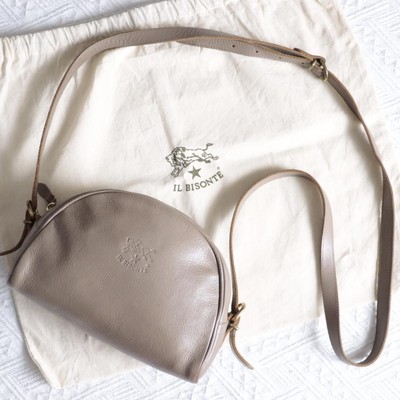 IL BISONTE Half Moon Schultertasche Mini Crossbody Farbe Greige Auth
