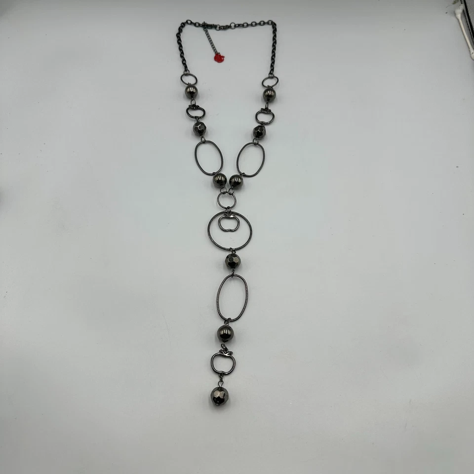 Collar Apple Bottoms Gunmetal Eslabón Ovalado Y Gota Colgante Cadena Con Cuentas Y2K 34" Foto 2 de 4