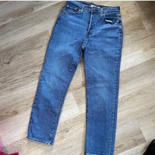 Levi's Women's Wedgie Straight Jeans Medium Wash Size 29